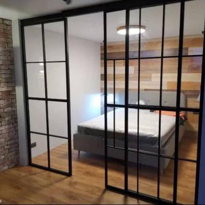 Раздвижные перегородки на заказ в Москве